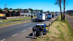 em-tres-horas,-prf-flagra-mais-de-500-veiculos-acima-da-velocidade-em-maringa