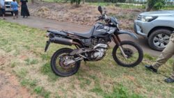 motociclista-morre-e-irmao-gemeo-fica-ferido-em-acidente-envolvendo-carro-de-prefeitura-em-rodovia-no-parana